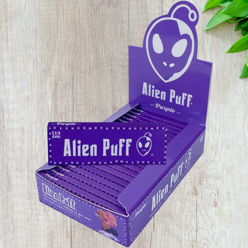 Alien Puff 1 1/4 Size Purple Rolling Papers