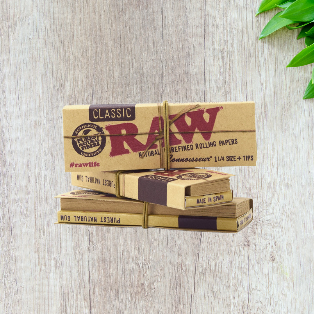 RAW Connoisseur Brown 1 1/4 Medium Size Rolling Papers + Filter Tips