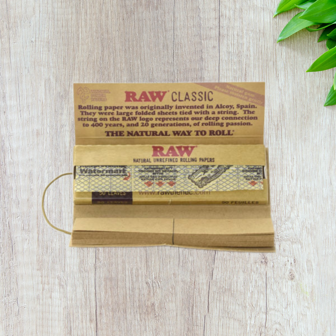 RAW Connoisseur Brown 1 1/4 Medium Size Rolling Papers + Filter Tips