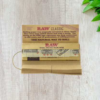 RAW Connoisseur Brown 1 1/4 Medium Size Rolling Papers + Filter Tips