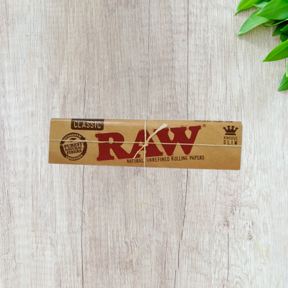 RAW Classic Brown King Size Slim Rolling Paper