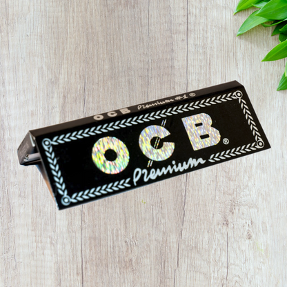 OCB Premium Rolling Paper Regular Size