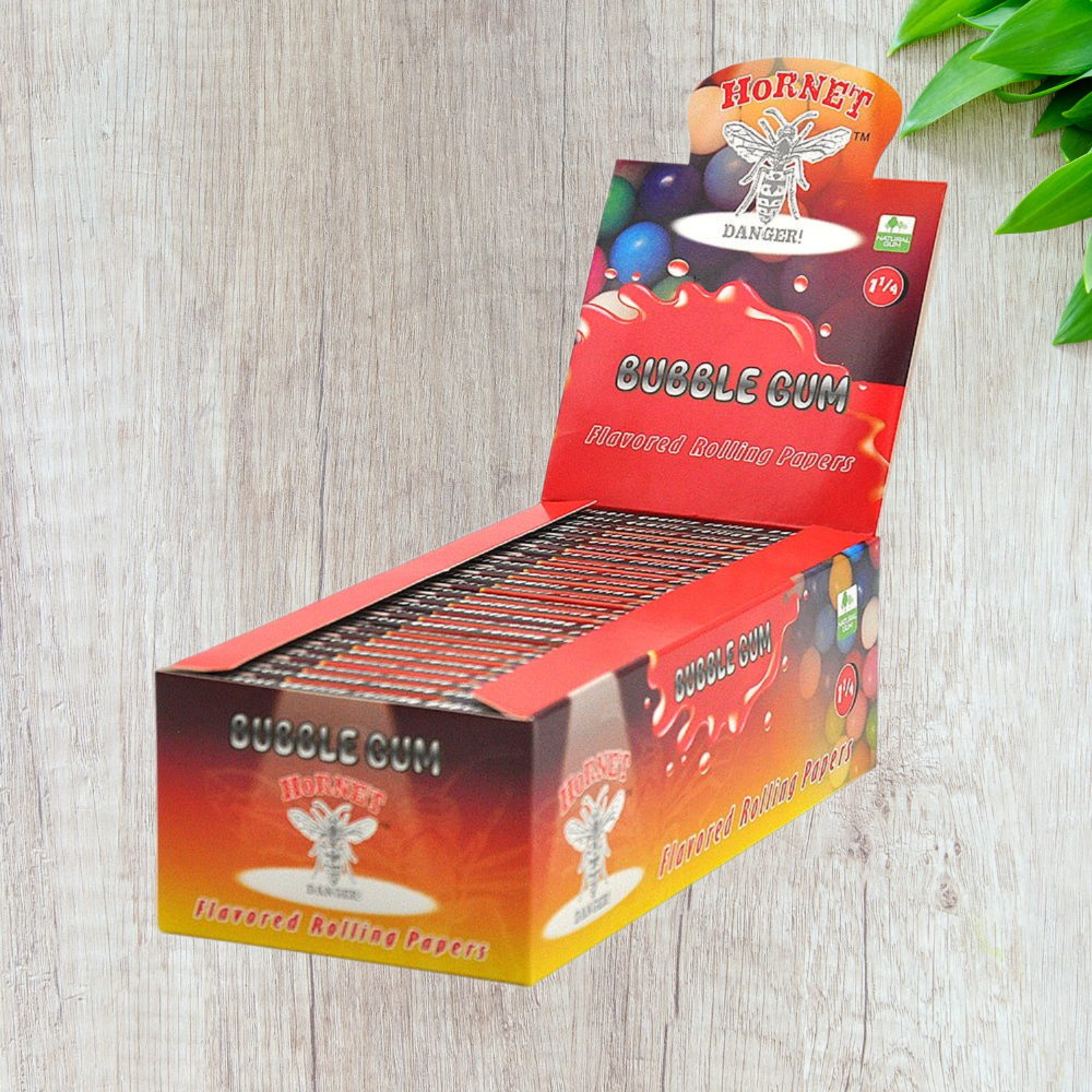 Hornet Flavored Rolling Paper 1 1/4 Size - Box (50 Booklets)