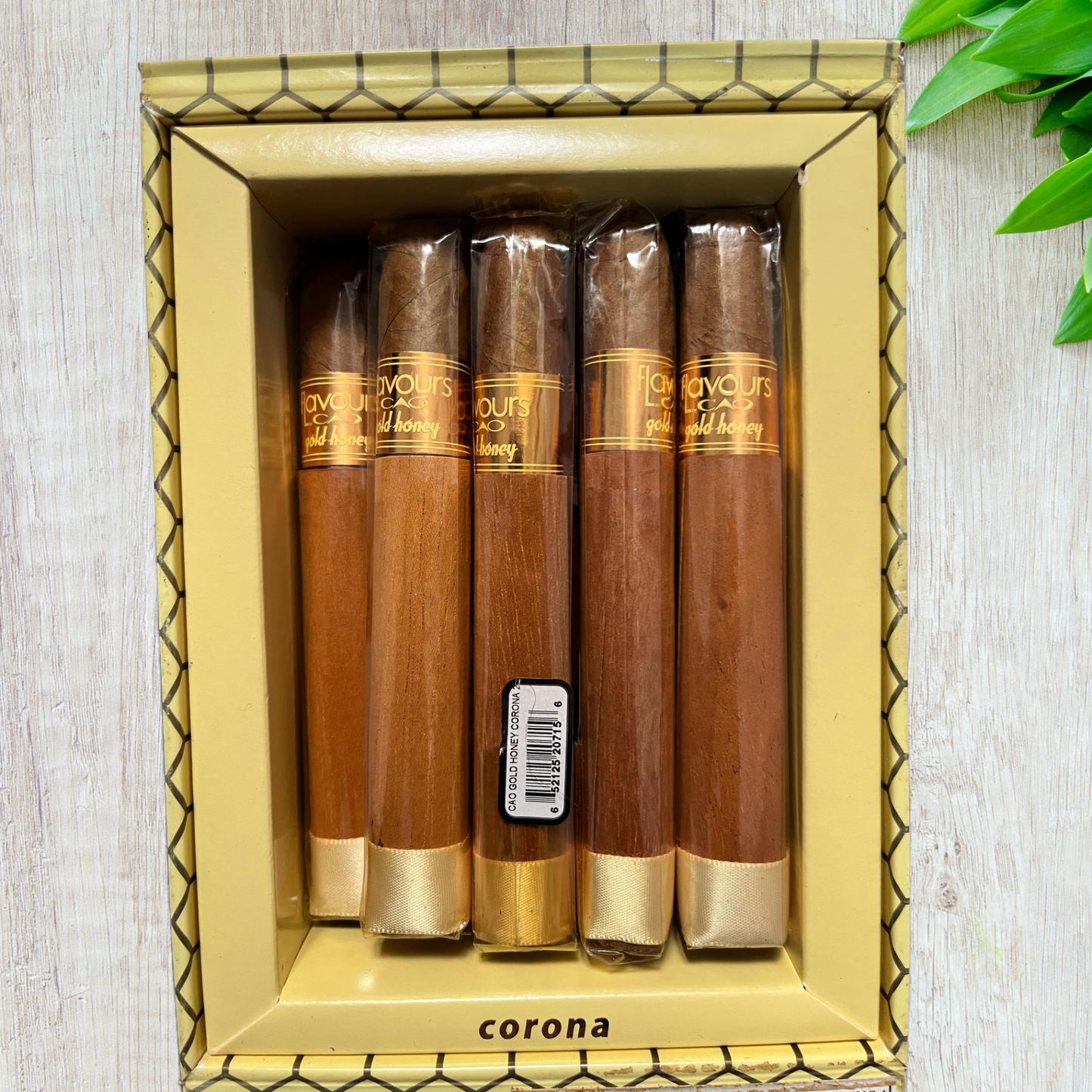 CAO Flavour Gold Honey Corona Cigars