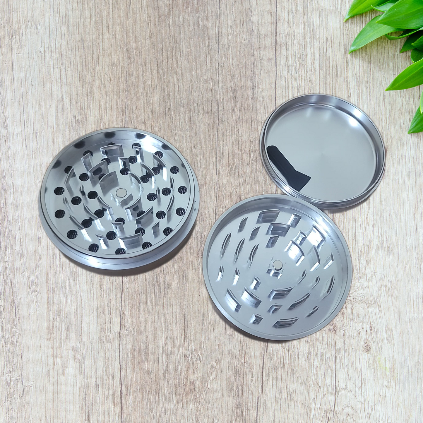 Zilla Alloy 75mm ( Large Size) Herb Metallic Grinder - 3 Layer