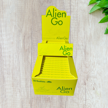Alien Go Yellow Colored Rolling Paper - 1 1/4 Size