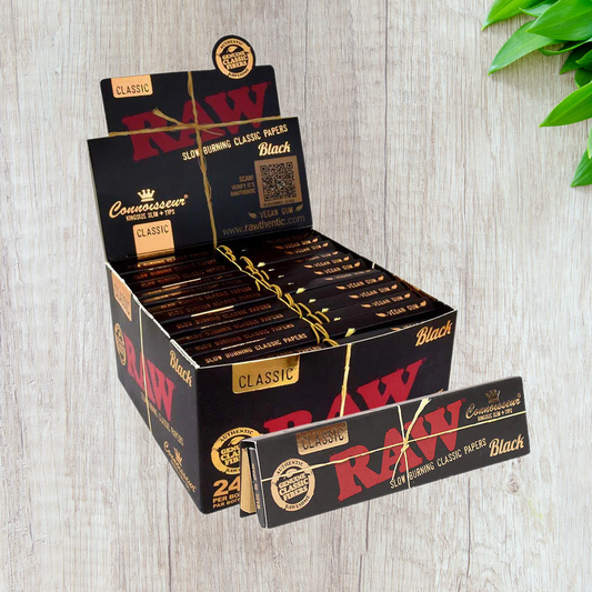 RAW Black Connoisseur Papers Kingsize Slim
