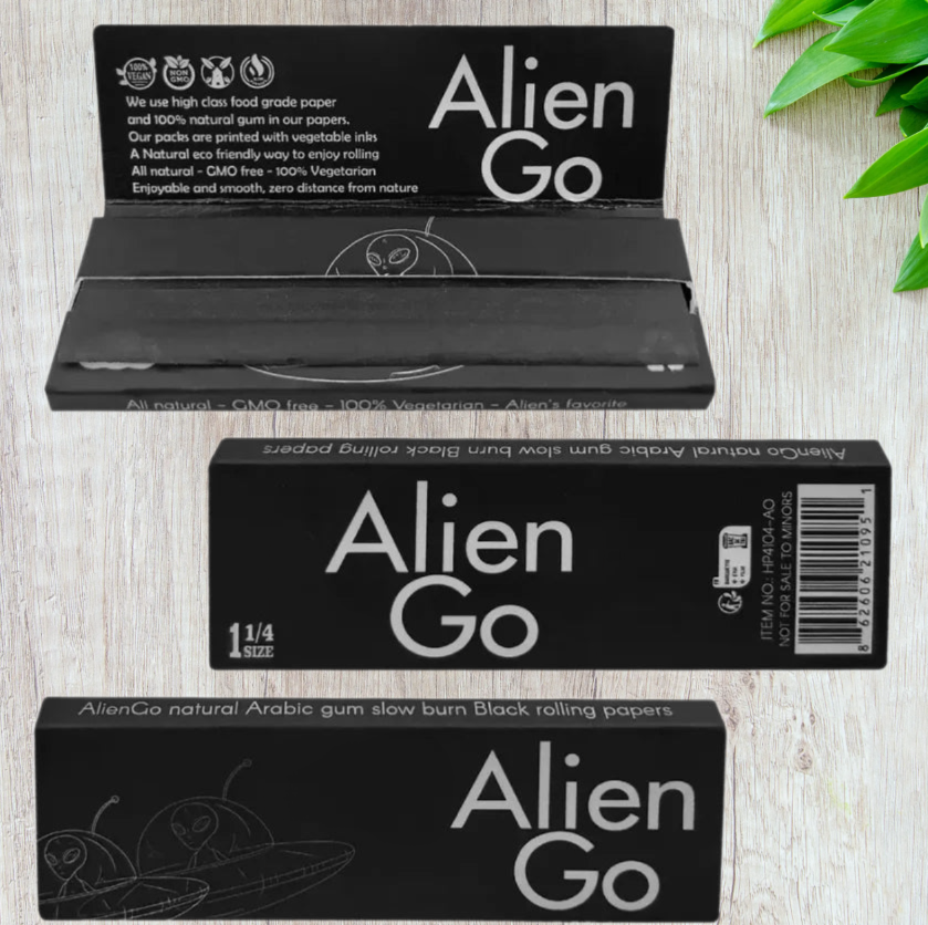 Alien GO Black Rolling Papers 1 1/4 Size